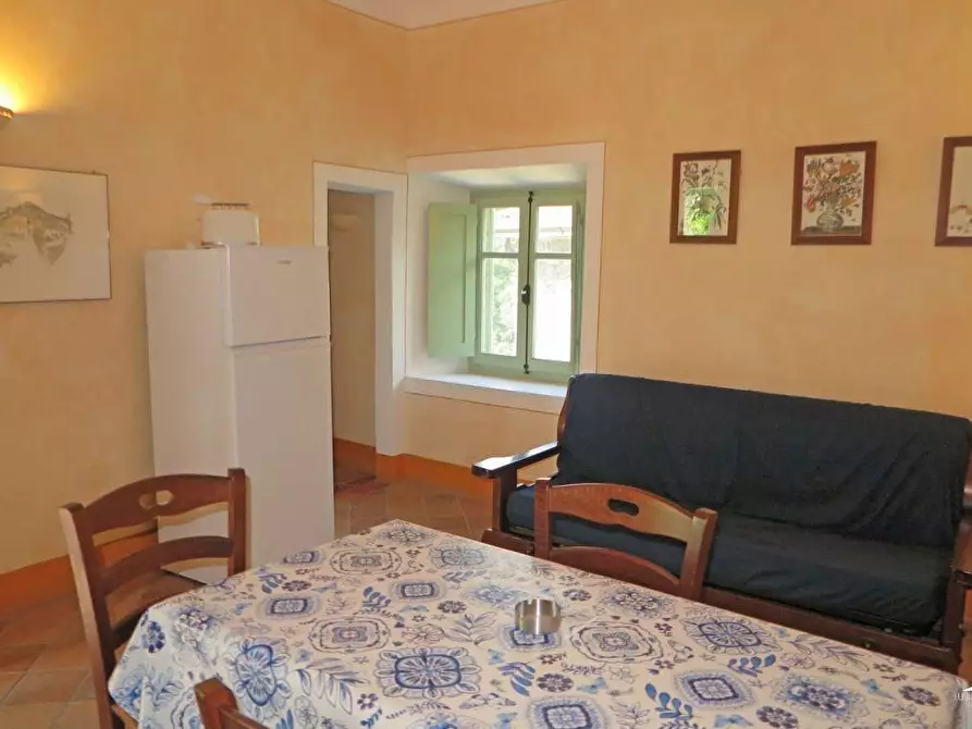 Immagine 28 di Casa colonica in vendita  a Filattiera