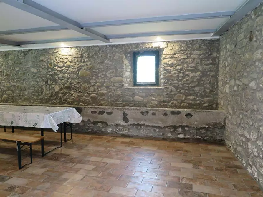 Immagine 50 di Casa colonica in vendita  a Filattiera