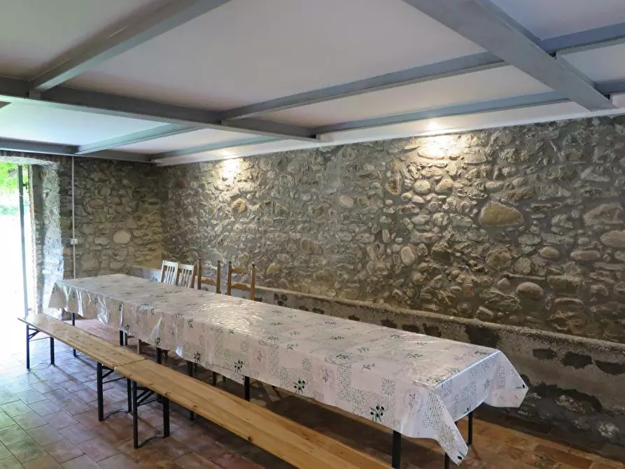 Immagine 52 di Casa colonica in vendita  a Filattiera