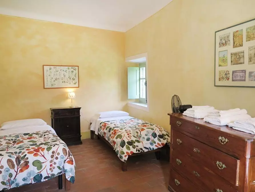 Immagine 15 di Casa colonica in vendita  a Filattiera