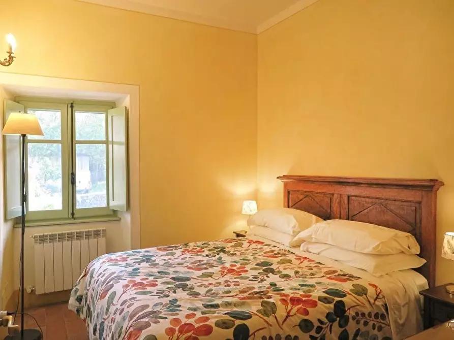 Immagine 18 di Casa colonica in vendita  a Filattiera