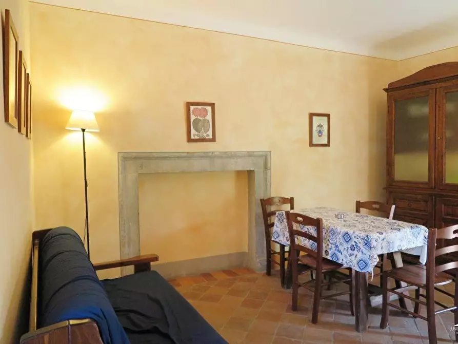 Immagine 29 di Casa colonica in vendita  a Filattiera