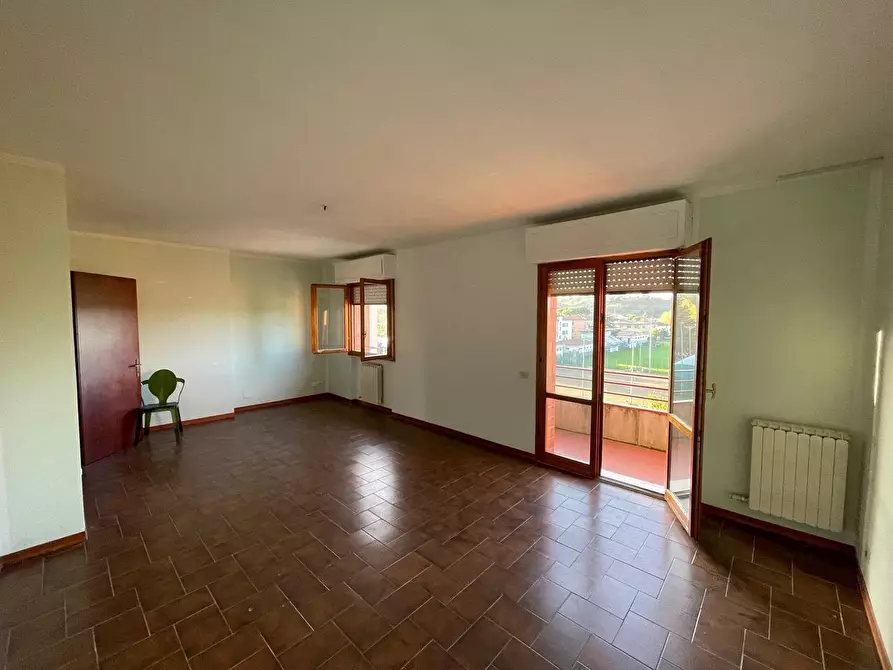 Immagine 5 di Appartamento in vendita  a Poggibonsi