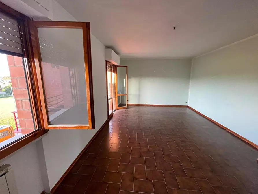 Immagine 2 di Appartamento in vendita  a Poggibonsi