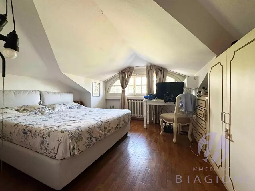 Immagine 27 di Villa in vendita  a Pietrasanta