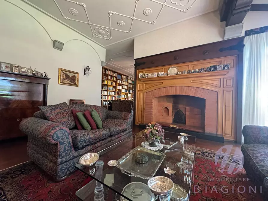 Immagine 14 di Villa in vendita  a Pietrasanta