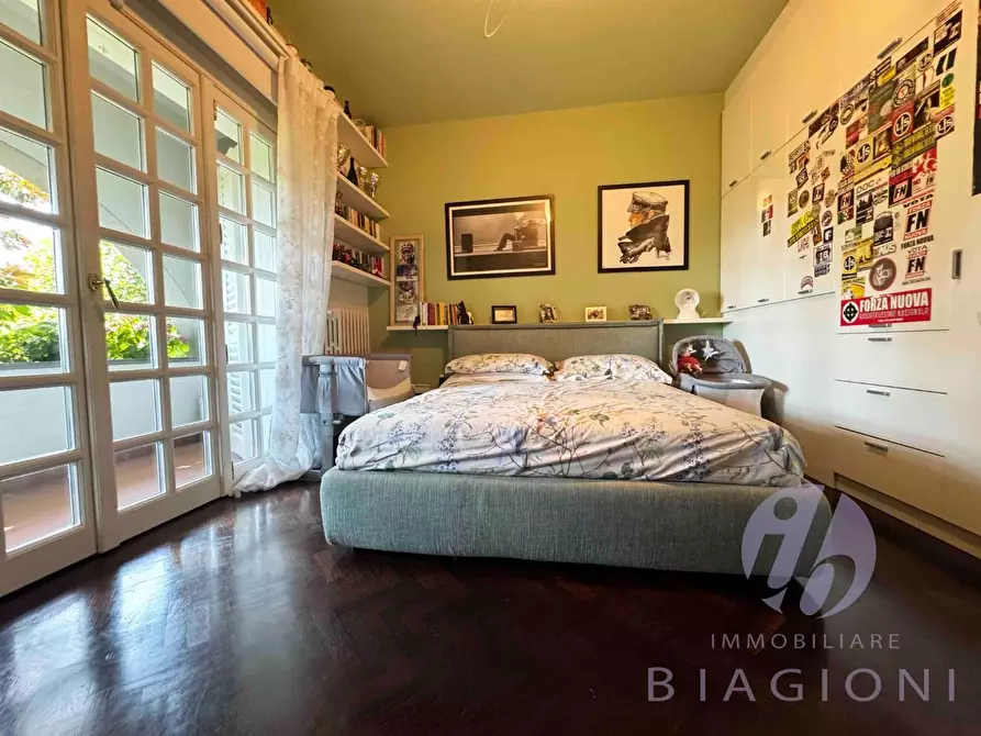 Immagine 24 di Villa in vendita  a Pietrasanta