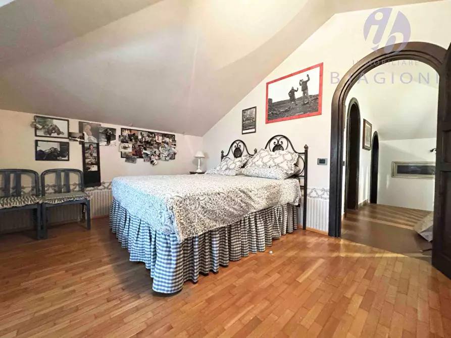 Immagine 29 di Villa in vendita  a Pietrasanta