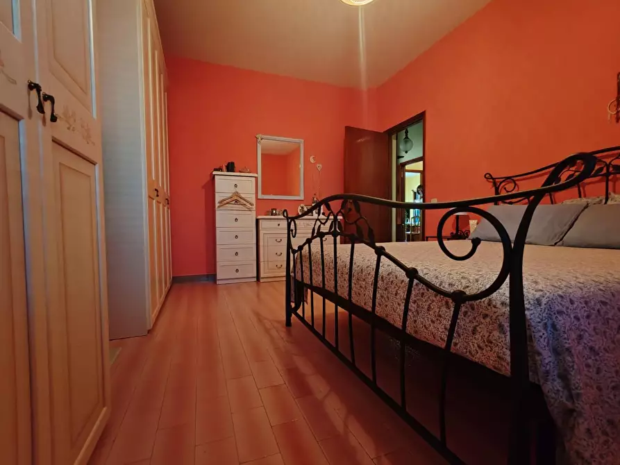 Immagine 9 di Appartamento in vendita  a Massa