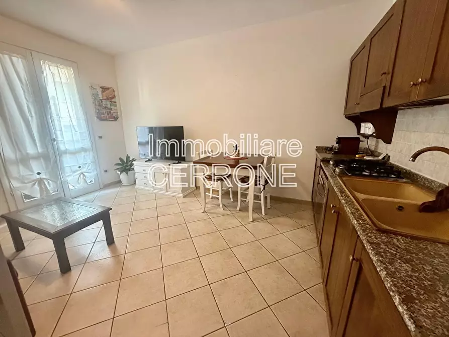 Immagine 4 di Appartamento in vendita  a Cecina