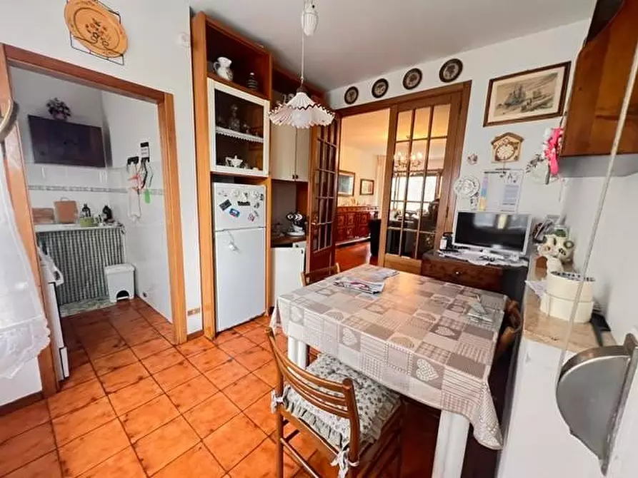 Immagine 42 di Appartamento in vendita  a Colle Di Val D'elsa