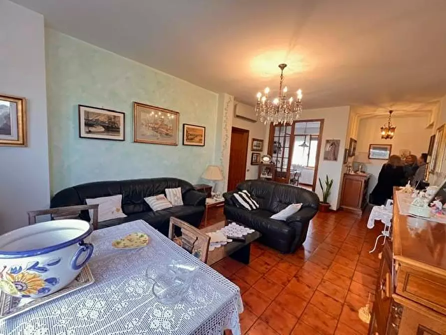 Immagine 7 di Appartamento in vendita  a Colle Di Val D'elsa