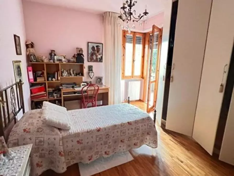 Immagine 32 di Appartamento in vendita  a Colle Di Val D'elsa