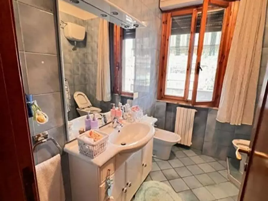 Immagine 27 di Appartamento in vendita  a Colle Di Val D'elsa