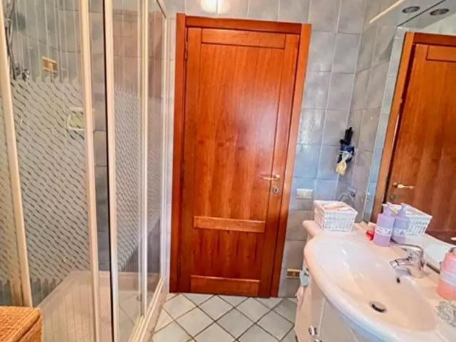 Immagine 30 di Appartamento in vendita  a Colle Di Val D'elsa