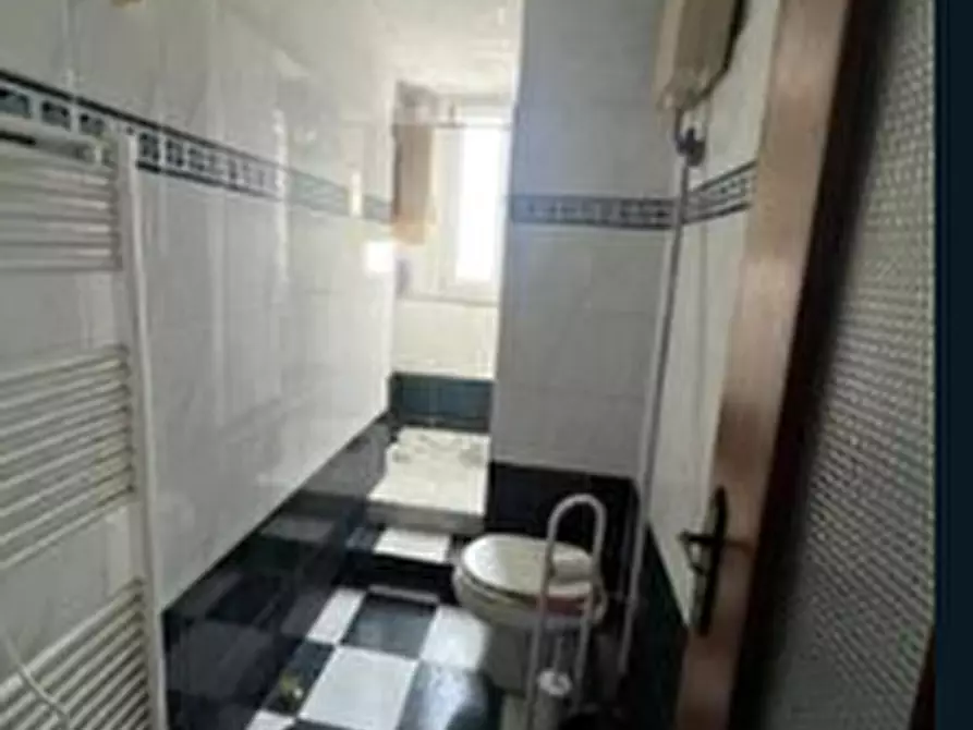 Immagine 8 di Appartamento in vendita  a Torino