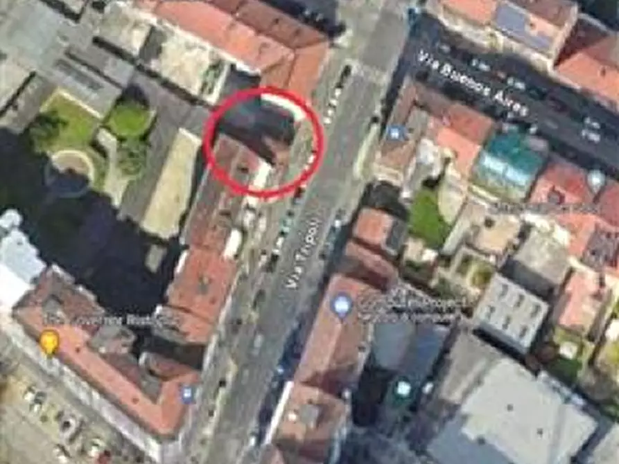 Immagine 1 di Garage in vendita  a Torino