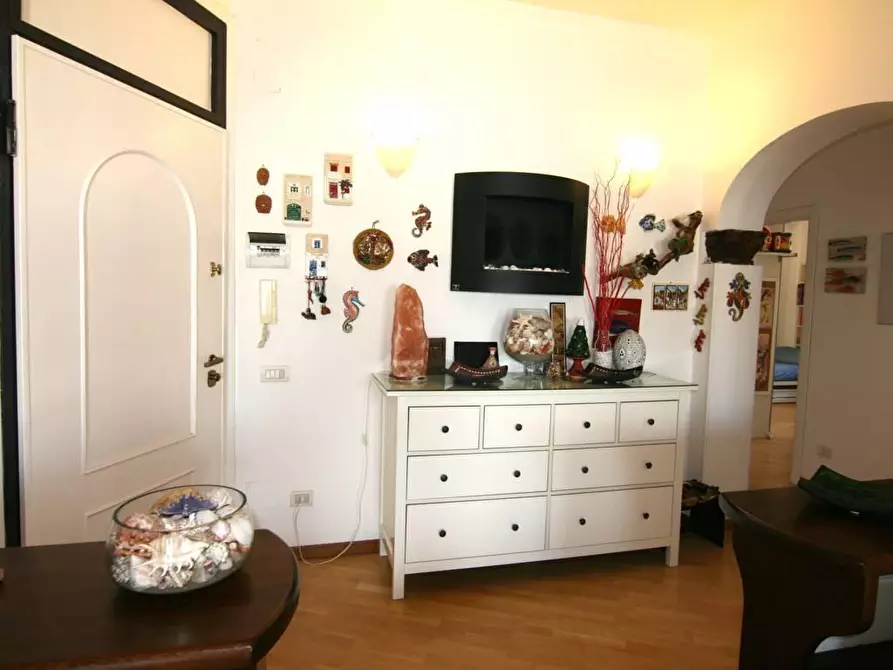 Immagine 9 di Appartamento in vendita  a Carrara