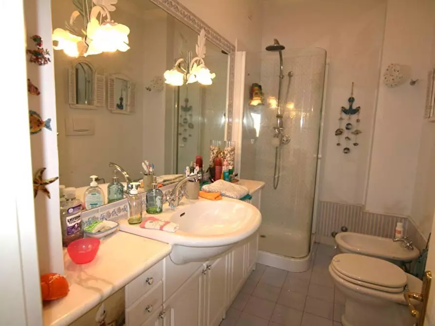 Immagine 28 di Appartamento in vendita  a Carrara