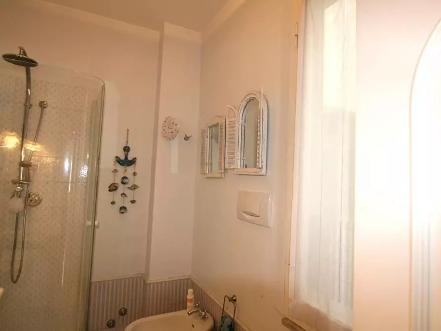 Immagine 29 di Appartamento in vendita  a Carrara