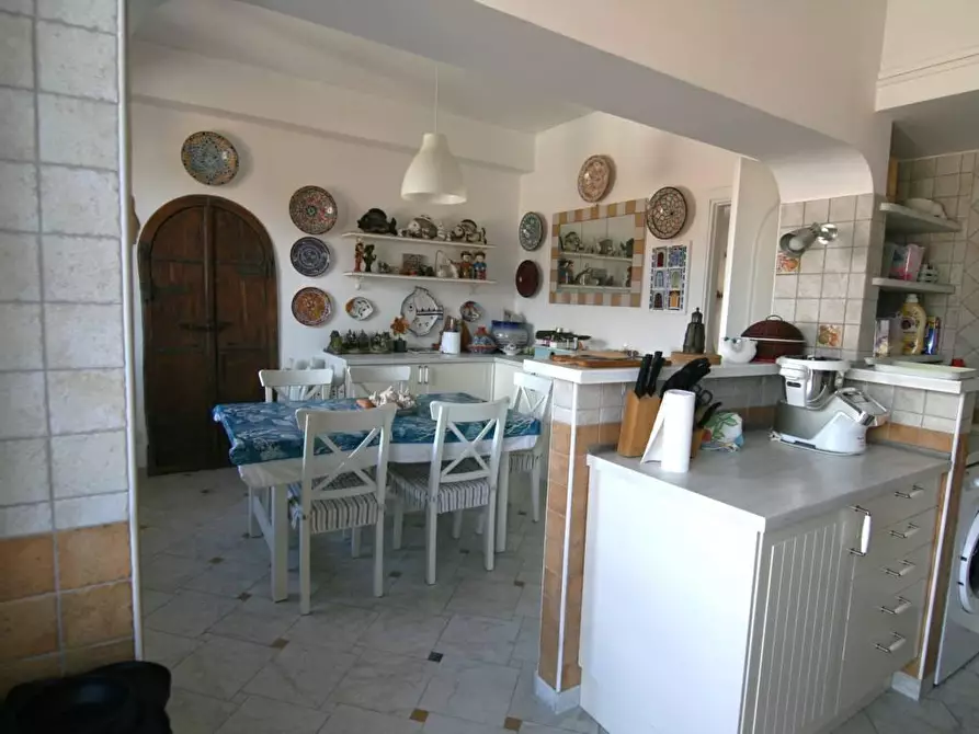 Immagine 14 di Appartamento in vendita  a Carrara