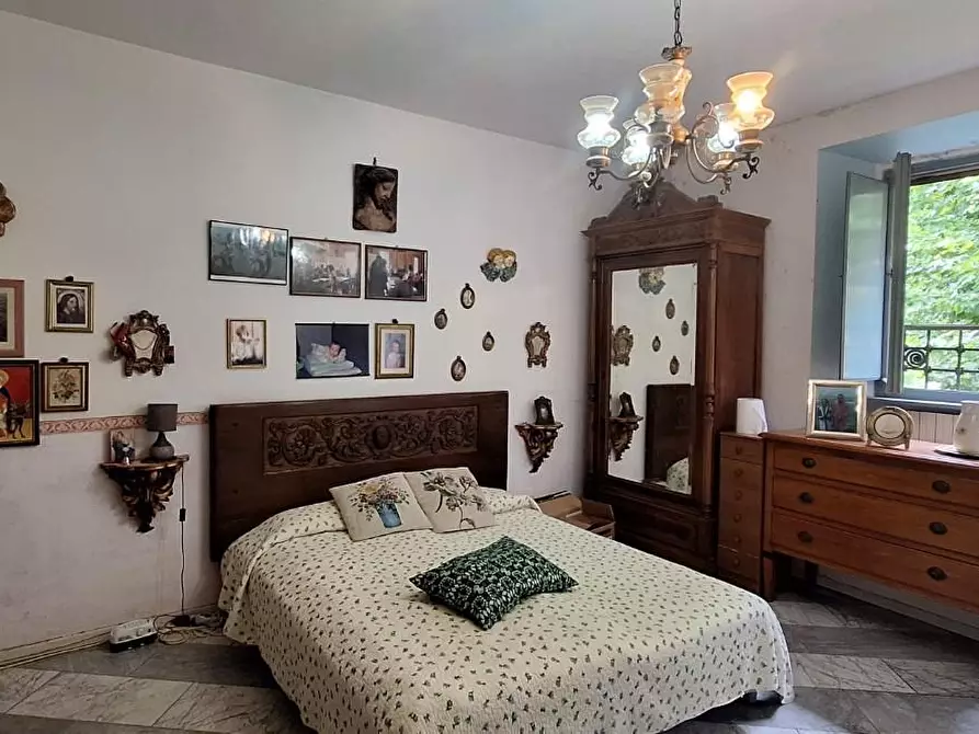 Immagine 10 di Appartamento in vendita  a Borgo A Mozzano