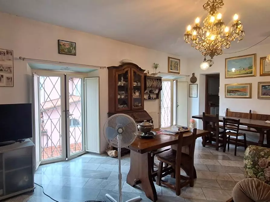 Immagine 3 di Appartamento in vendita  a Borgo A Mozzano