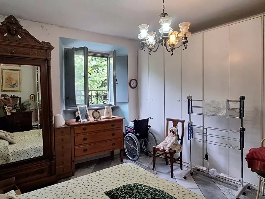 Immagine 11 di Appartamento in vendita  a Borgo A Mozzano