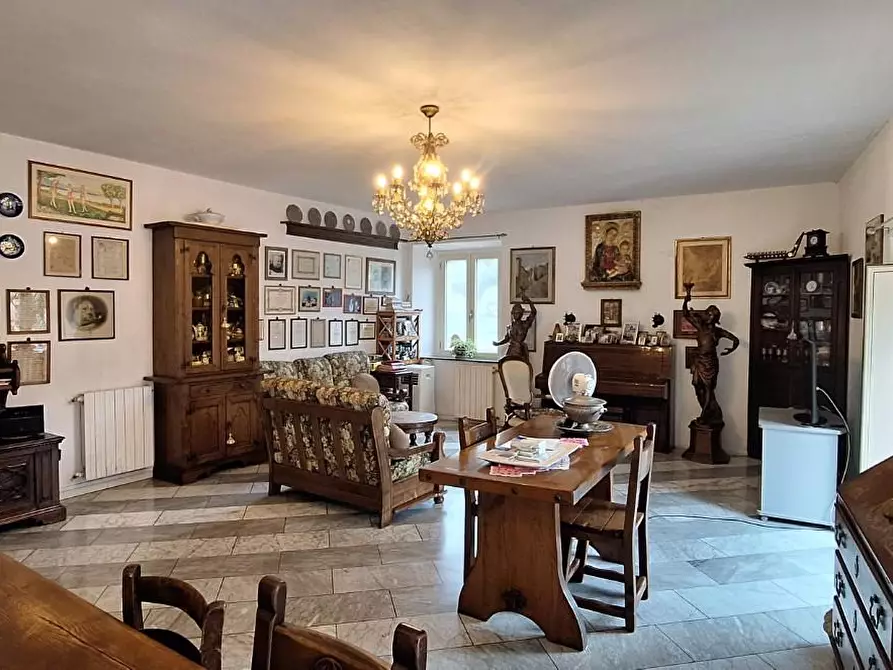 Immagine 1 di Appartamento in vendita  a Borgo A Mozzano