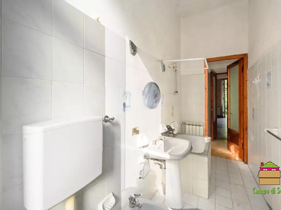 Immagine 39 di Casa indipendente in vendita  a Borghetto Di Vara