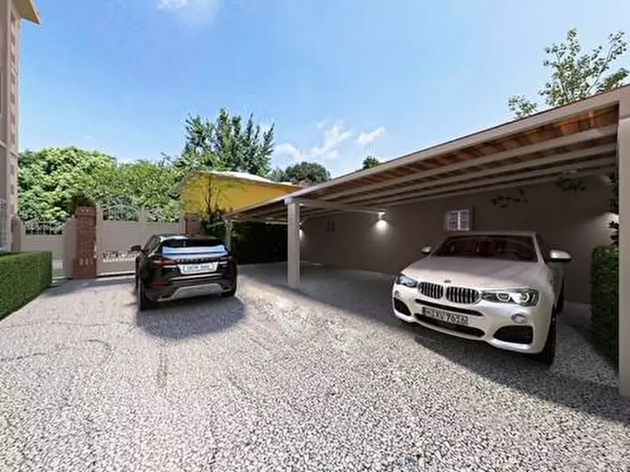 Immagine 40 di Appartamento in vendita  a Cascina