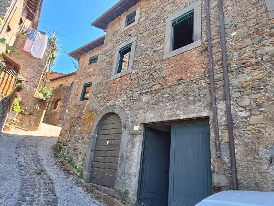 Immagine 1 di Terratetto in vendita  a Pescaglia