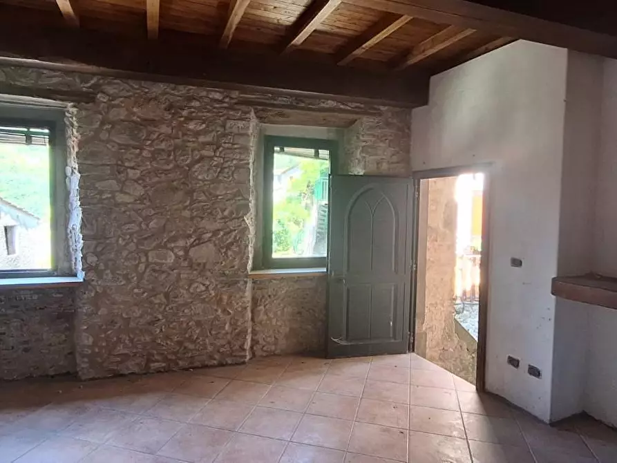 Immagine 9 di Terratetto in vendita  a Pescaglia