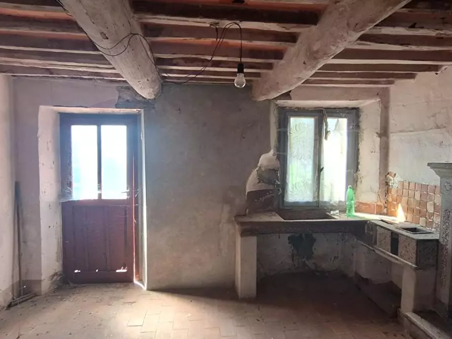 Immagine 9 di Terratetto in vendita  a Borgo A Mozzano