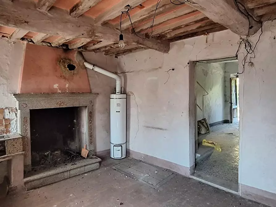 Immagine 10 di Terratetto in vendita  a Borgo A Mozzano