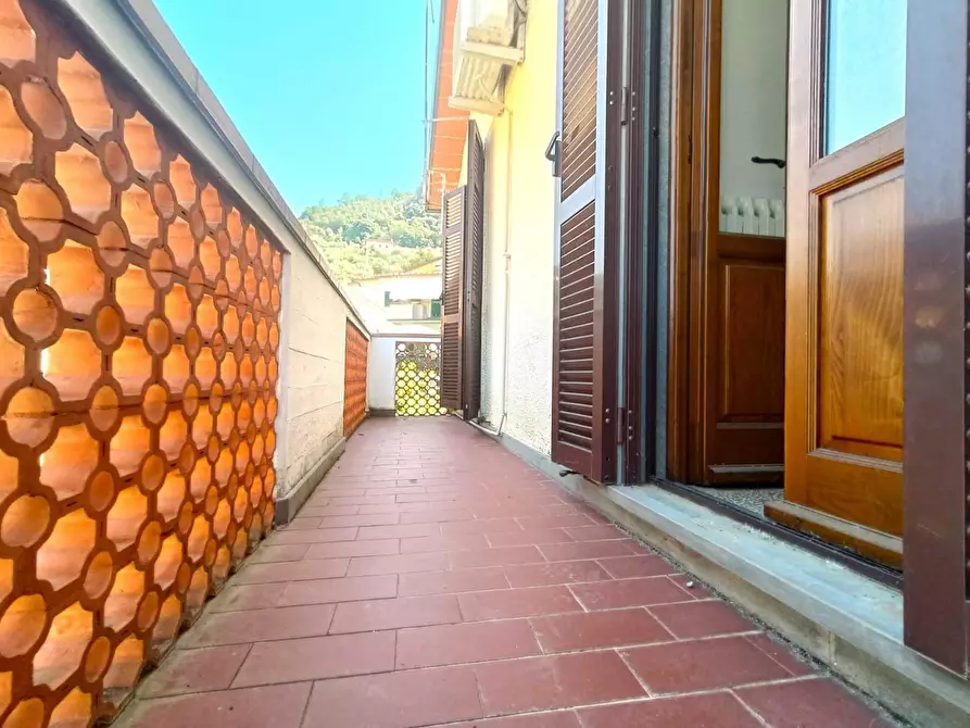 Immagine 18 di Terratetto in vendita  a Massa