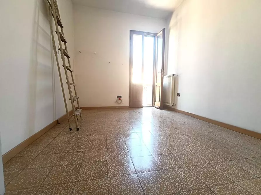 Immagine 17 di Terratetto in vendita  a Massa