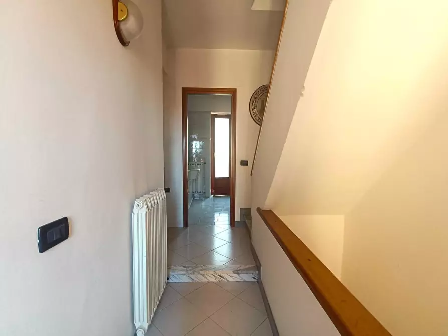 Immagine 22 di Terratetto in vendita  a Massa