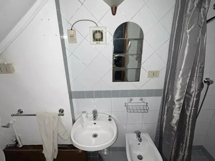 Immagine 7 di Appartamento in affitto  a Pisa