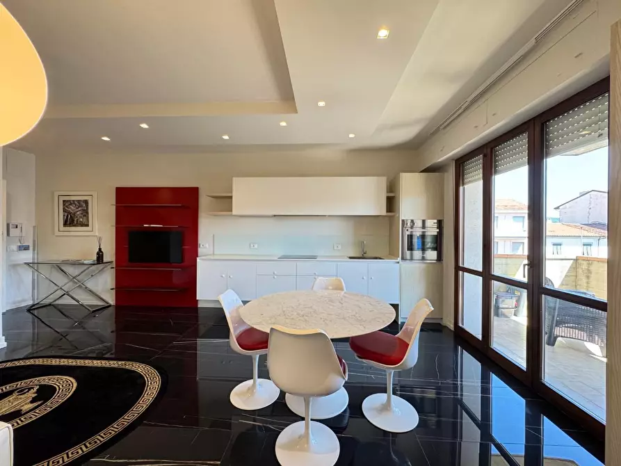 Immagine 3 di Appartamento in vendita  a Empoli