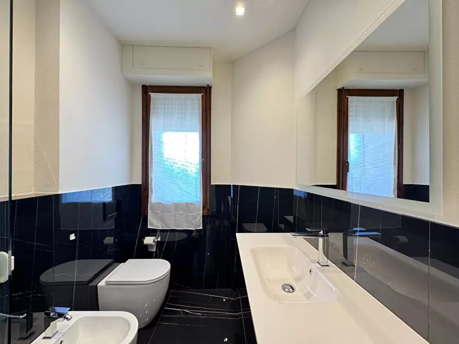 Immagine 16 di Appartamento in vendita  a Empoli