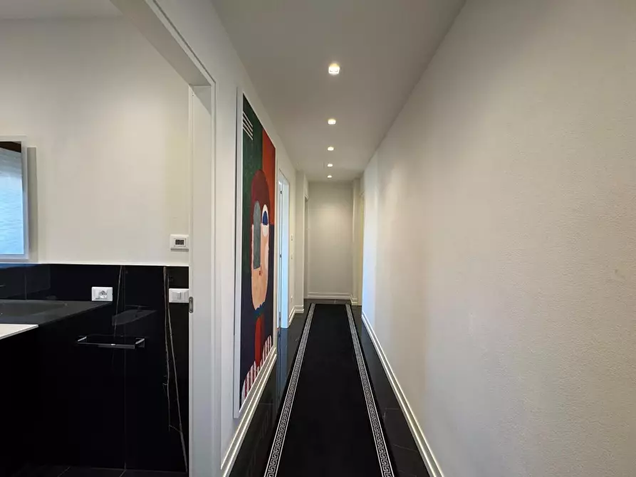 Immagine 15 di Appartamento in vendita  a Empoli