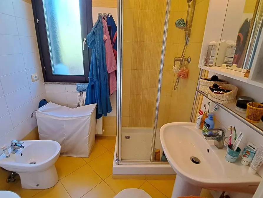 Immagine 10 di Appartamento in vendita  a Rosignano Marittimo