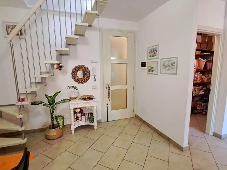 Immagine 4 di Appartamento in vendita  a Rosignano Marittimo