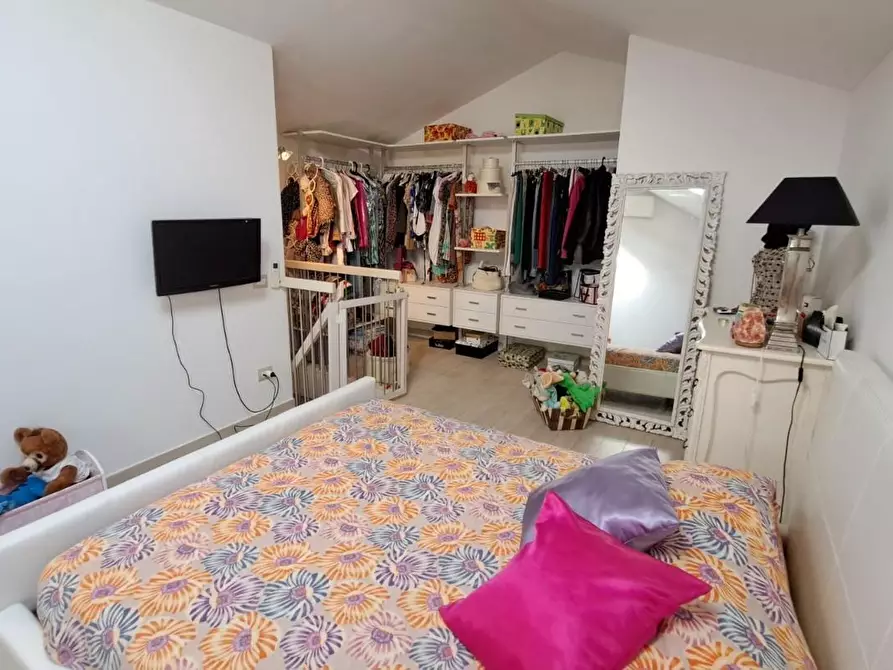 Immagine 15 di Appartamento in vendita  a Rosignano Marittimo