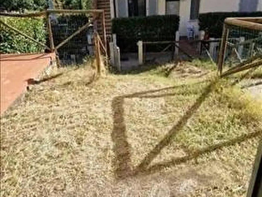 Immagine 8 di Appartamento in vendita  a Monteriggioni