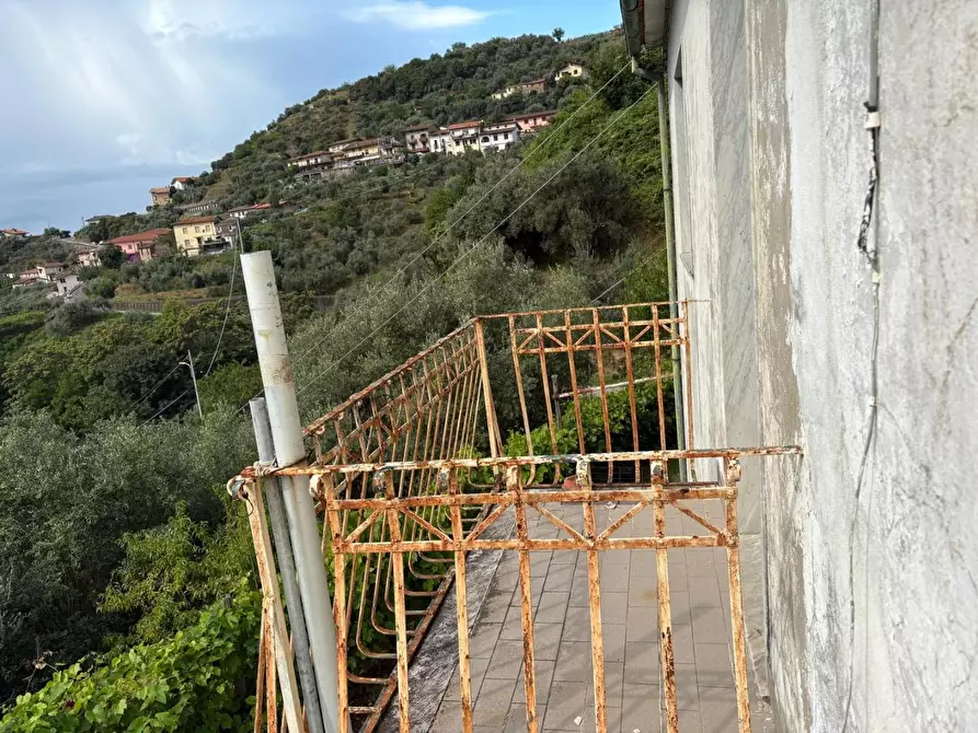 Immagine 22 di Rustico / casale in vendita  a Montignoso