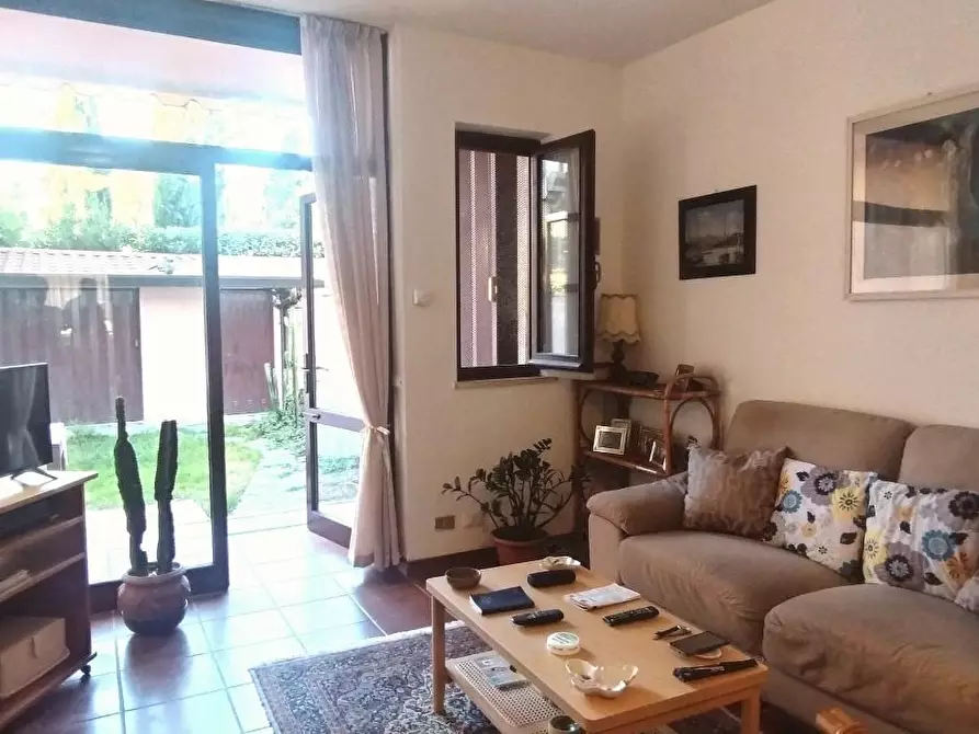 Immagine 6 di Villetta a schiera in vendita  a Carrara