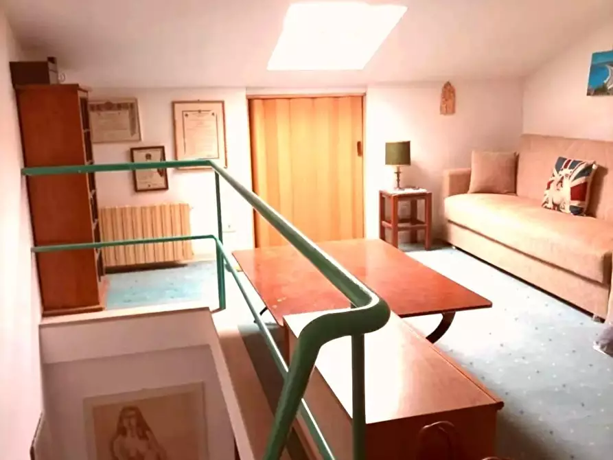 Immagine 19 di Villetta a schiera in vendita  a Carrara