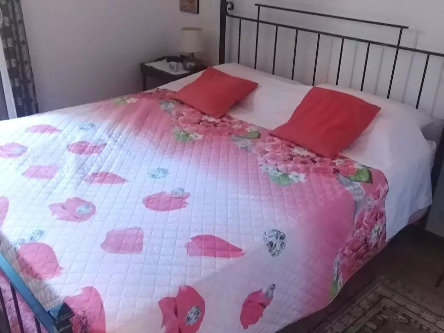 Immagine 13 di Villetta a schiera in vendita  a Carrara